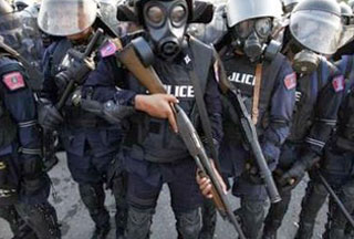 泰國政府稱將武力應(yīng)對闖入軍事基地或警局示威者