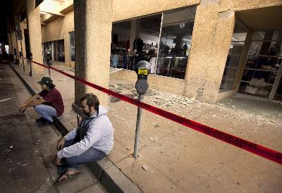 美墨邊境復(fù)活節(jié)發(fā)生7.2級強(qiáng)震 2人死亡百人受傷