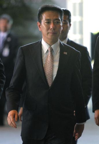 日內(nèi)閣改組小澤“靠邊站” 華裔女大臣留任鷹派當外長