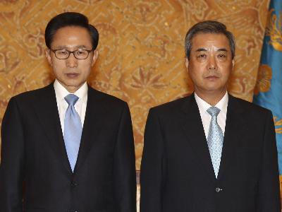 李明博提名金寬鎮(zhèn)擔(dān)任新防長 朝譴責(zé)美韓把半島推向“戰(zhàn)爭邊緣”