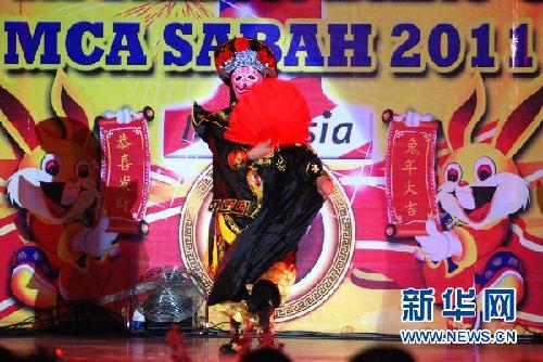 看看外國(guó)春節(jié)聯(lián)歡會(huì)什么樣