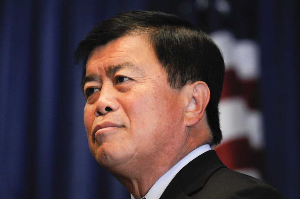 美首位華裔聯(lián)邦議員承認發(fā)“虎照”郵件 稱壓力過大