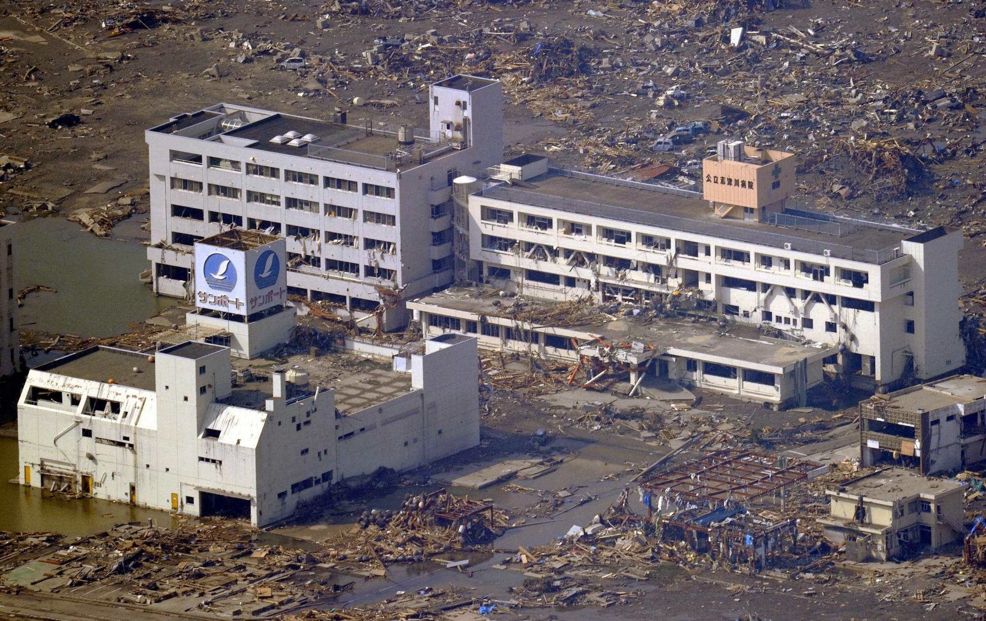 日本三座小城災(zāi)后基本消失 傷亡失蹤者達(dá)數(shù)萬(wàn)