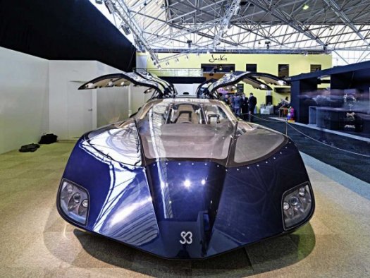 荷蘭首位宇航員研發(fā)“超級大巴” 時速高達250公里