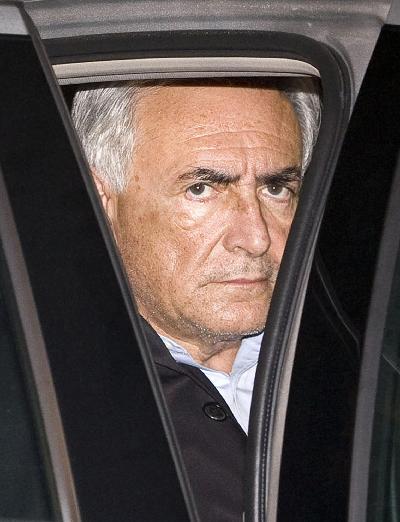 紐約警方正式起訴IMF總裁 法政府尊重?zé)o罪推定