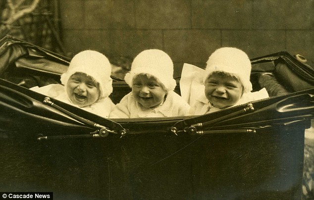 英最年長三胞胎度過80歲大壽 “紅頭發(fā)男孩”轟動一時