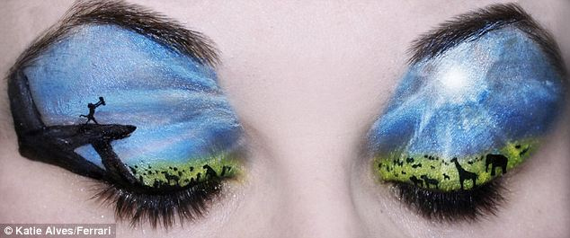 眼皮上的繽紛藝術(shù)(圖片新聞)