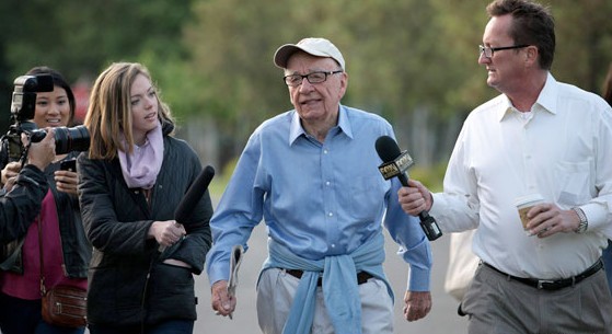 竊聽(tīng)丑聞致英百年小報(bào)???英首相昔日發(fā)言人被逮捕