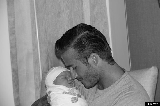 貝克漢姆愛女靚照Facebook首次亮相(圖)