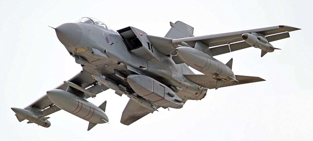 利比亞首都又遭北約密集轟炸 反對(duì)派拒絕外國(guó)地面部隊(duì)介入