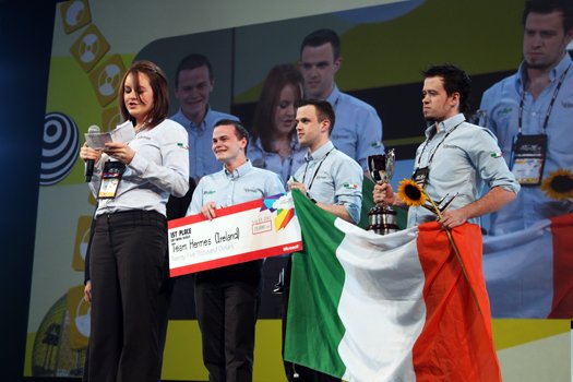 微軟“創(chuàng)新杯”紐約落幕 臺灣團隊?wèi){借火災(zāi)逃生系統(tǒng)奪冠