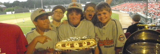 美推出世界上最貴熱狗 售價80美元配松露、魚子醬