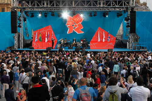 倫敦奧運倒計時一周年：特色慶典 獎牌亮相（組圖）