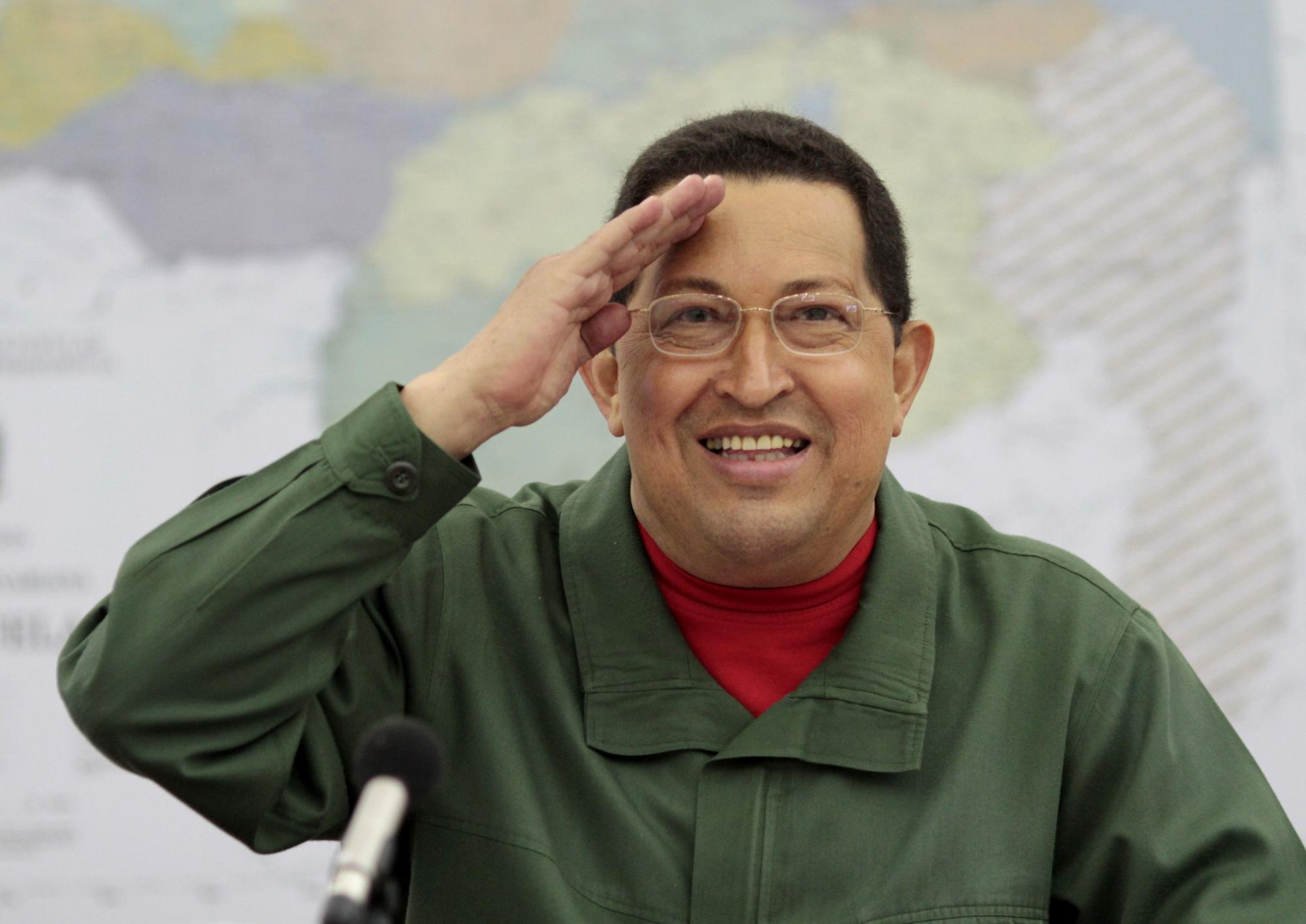 查韋斯自稱將因化療變禿子 否認(rèn)將傳位給女兒和兄長(zhǎng)