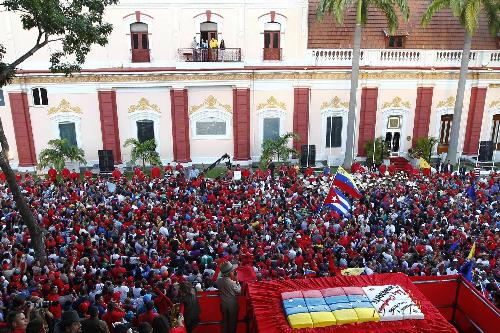 委內(nèi)瑞拉總統(tǒng)慶祝57歲生日 稱可能2031年退休