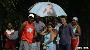 古巴首例“同性”合法婚禮舉行 新人為卡斯特羅慶生