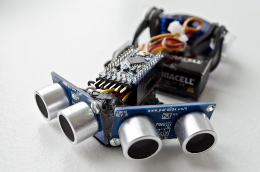 盲人新福音 美發(fā)明家造“會(huì)探路”的超聲波手套