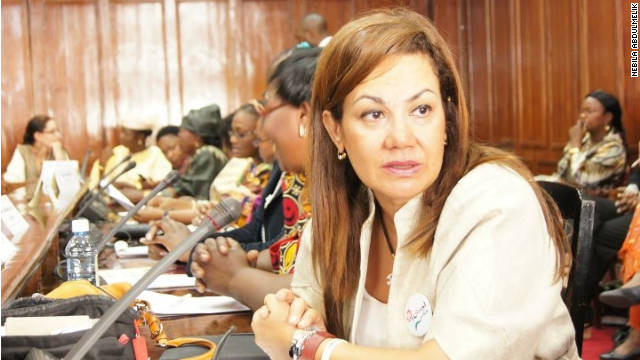 挑戰(zhàn)傳統(tǒng)的女主播卡邁勒——欲當(dāng)埃及首位女總統(tǒng)