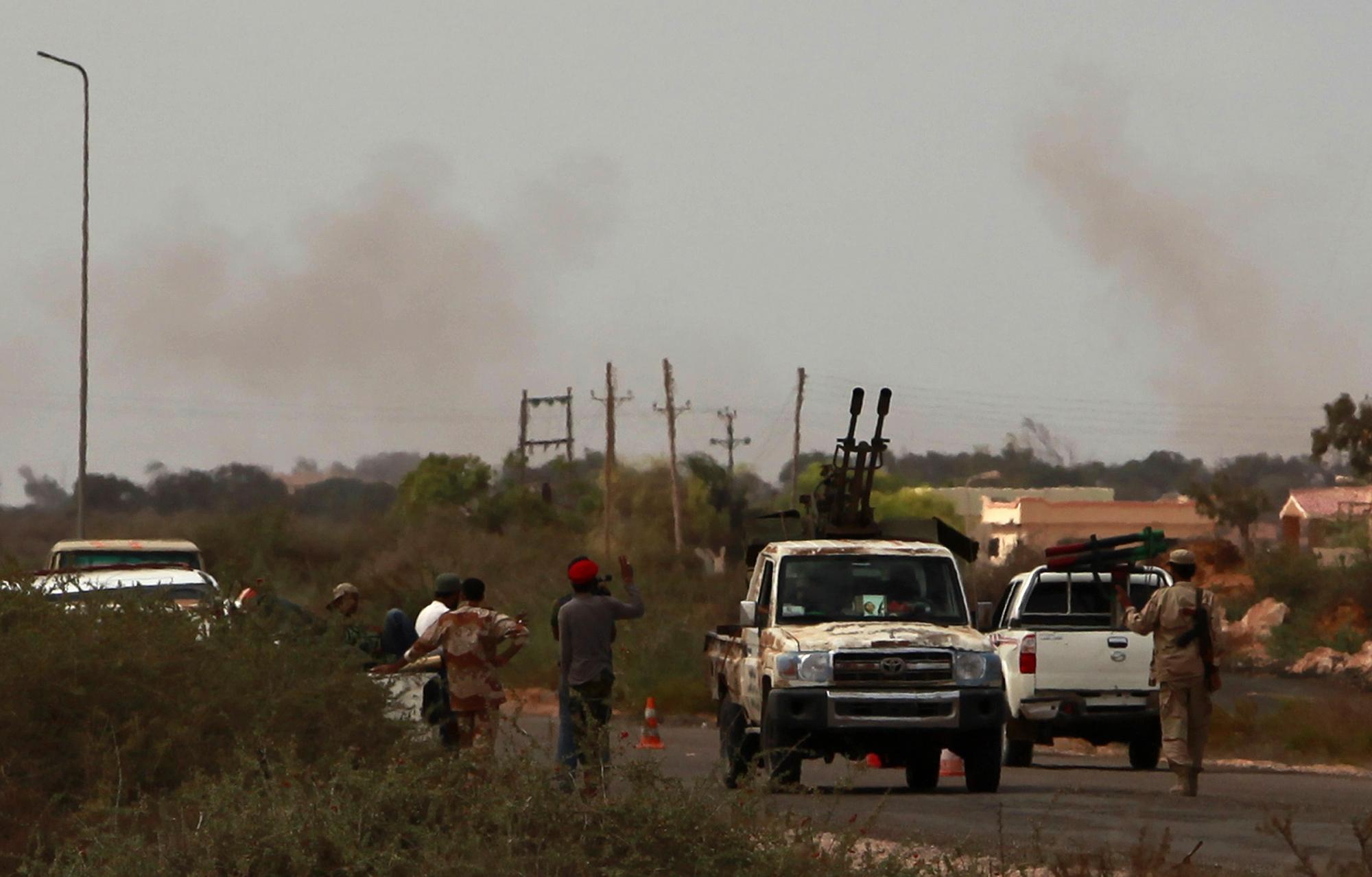 利比亞執(zhí)政當(dāng)局宣布控制整個(gè)南部 卡扎菲政權(quán)前總理被捕