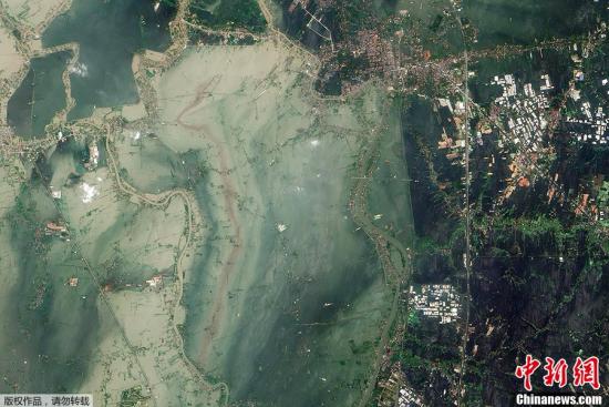 泰政府要美軍驅(qū)逐艦延長駐留 派直升機(jī)協(xié)查水災(zāi)