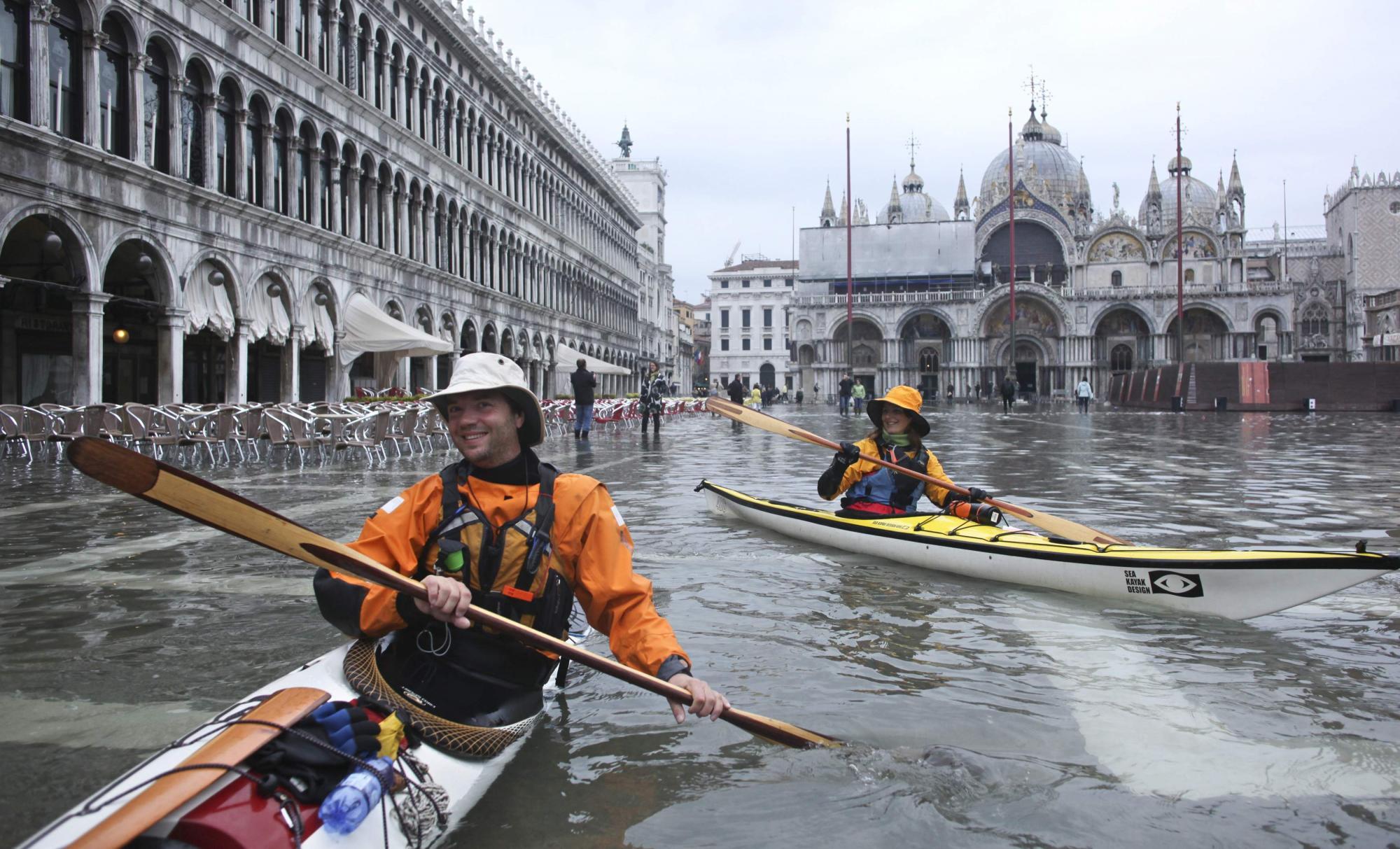 法國意大利遭持續(xù)強降雨侵襲 多人死亡數(shù)千人疏散
