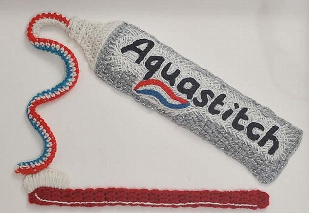 5公斤毛線的魔力！英國(guó)設(shè)計(jì)師編出溫馨童話小屋