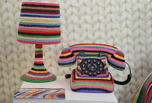 5公斤毛線的魔力！英國(guó)設(shè)計(jì)師編出溫馨童話小屋