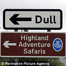 吸引眼球的搞怪組合 蘇格蘭愚笨村跟美國無聊鎮(zhèn)結(jié)對兒