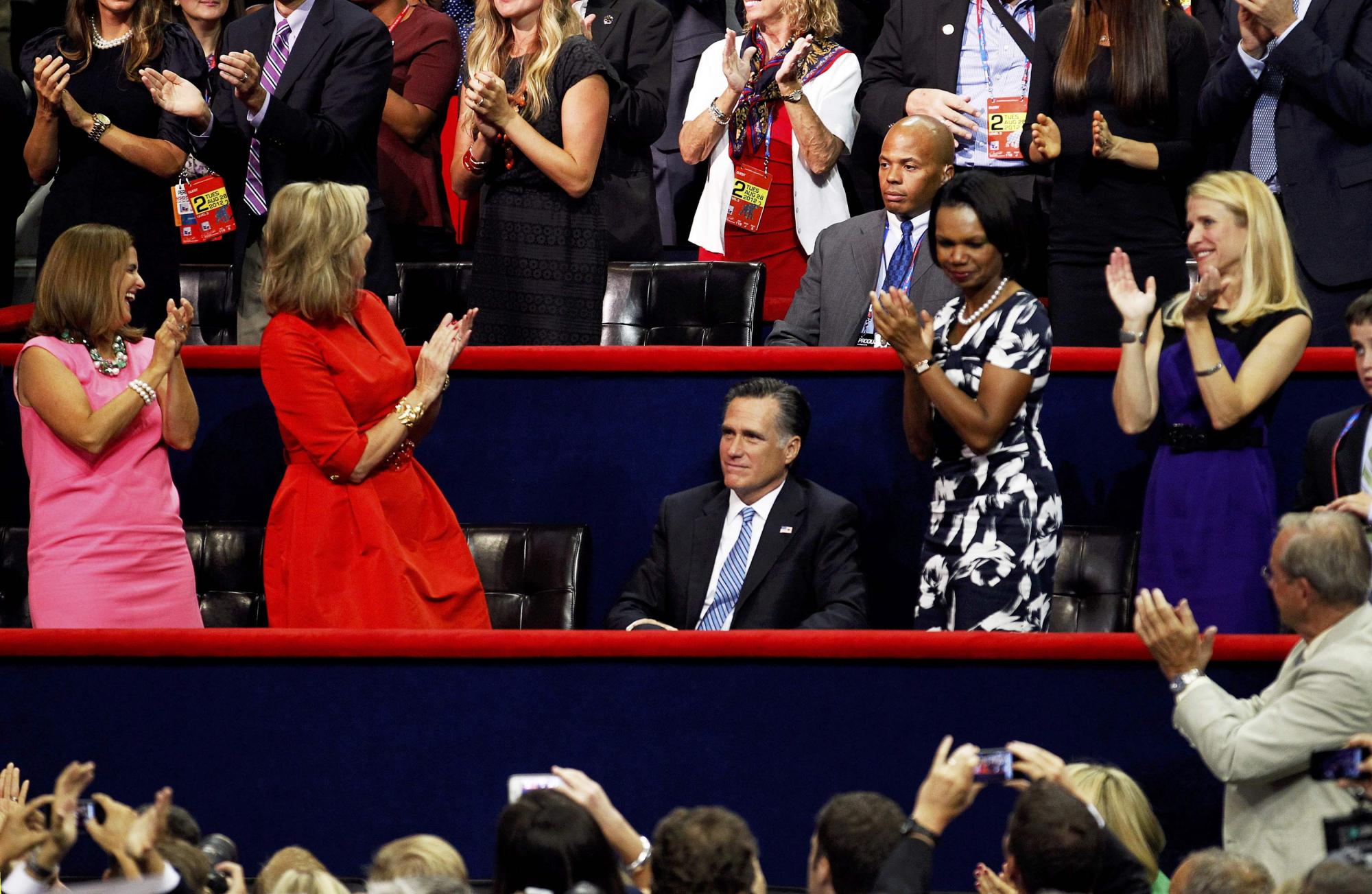 羅姆尼正式獲提名能力仍受質(zhì)疑 女作家催其替祖先還債