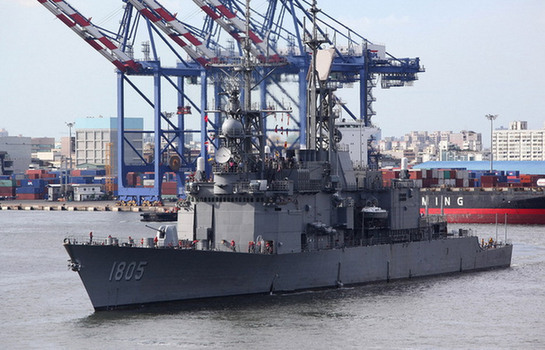 絕不再受欺辱！臺(tái)灣艦機(jī)群對(duì)菲高調(diào)軍演