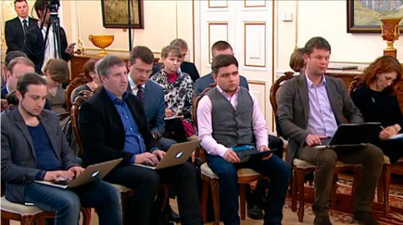 普京開新聞發(fā)布會 稱烏克蘭事件系違憲政變和武裝奪權(quán)