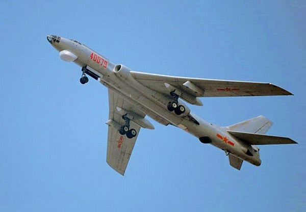 中國空軍現(xiàn)役機型圖集