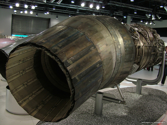 俄羅斯開始測(cè)試五代戰(zhàn)機(jī)用117S新型發(fā)動(dòng)機(jī)[組圖]