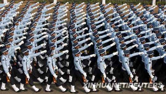 組圖：印度進(jìn)行共和國日閱兵排練