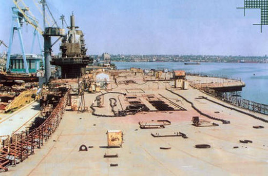 五大原因?qū)е陆夥跑姴谎b備航母