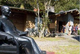 特色游:跟“蔣介石”逛臺(tái)灣