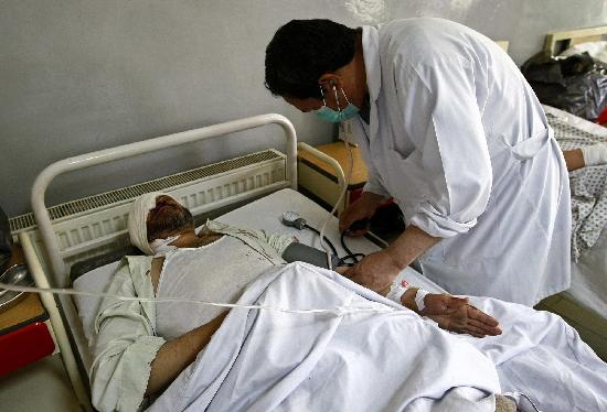 阿富汗首都發(fā)生嚴(yán)重自殺式襲擊 6名北約士兵死亡