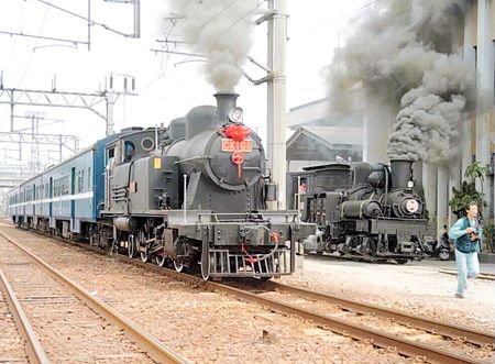 臺灣開啟交通現(xiàn)代化之路 南北一日生活圈形成