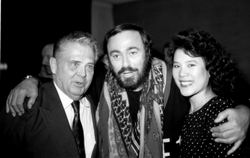 梁寧：歸來(lái)的玫瑰騎士(組圖) <br>