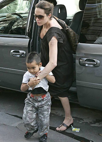 安吉利娜-朱麗:全世界的焦點(diǎn)