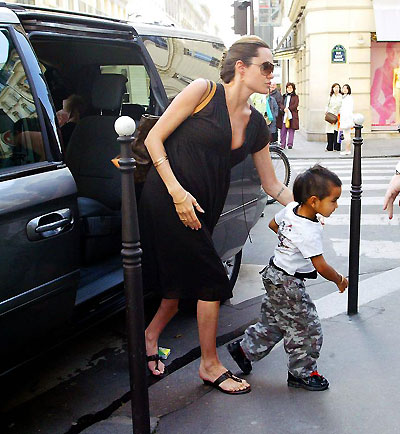 安吉利娜-朱麗:全世界的焦點(diǎn)