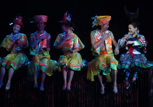 開幕式《多彩貴州風(fēng)》