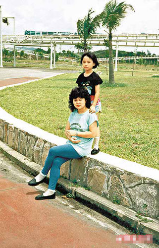 童年和媽媽在一起－你認(rèn)得出他們嗎