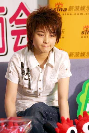 超女厲娜遭遇誠信危機(圖)