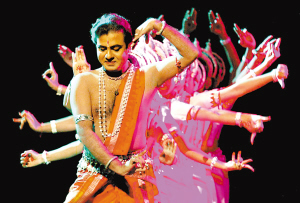 舞臺嘉年華奉獻饕餮大餐(組圖)