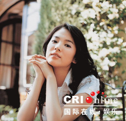 宋慧喬意大利街頭情嫵媚動(dòng)人(組圖)