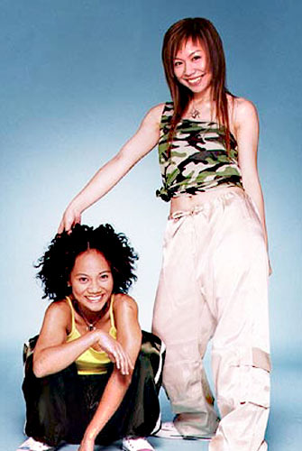 最新發(fā)現(xiàn)“唯一”華人變性歌手-阿爆(圖)