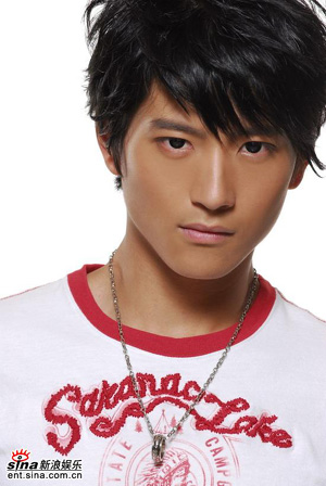 巖男郎張峻寧畢業(yè)舞臺(tái)劇《變身怪醫(yī)》即將開(kāi)場(chǎng)