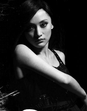 周迅亮相香港電影節(jié)《明明》4月亞洲同步上映