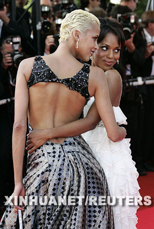 戛納60華誕紅毯秀 眾女星回眸一笑迷人眼(圖)